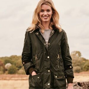 Barbour limited edition re-engendered (icons jacket) Beufort, US Size 12 GUC